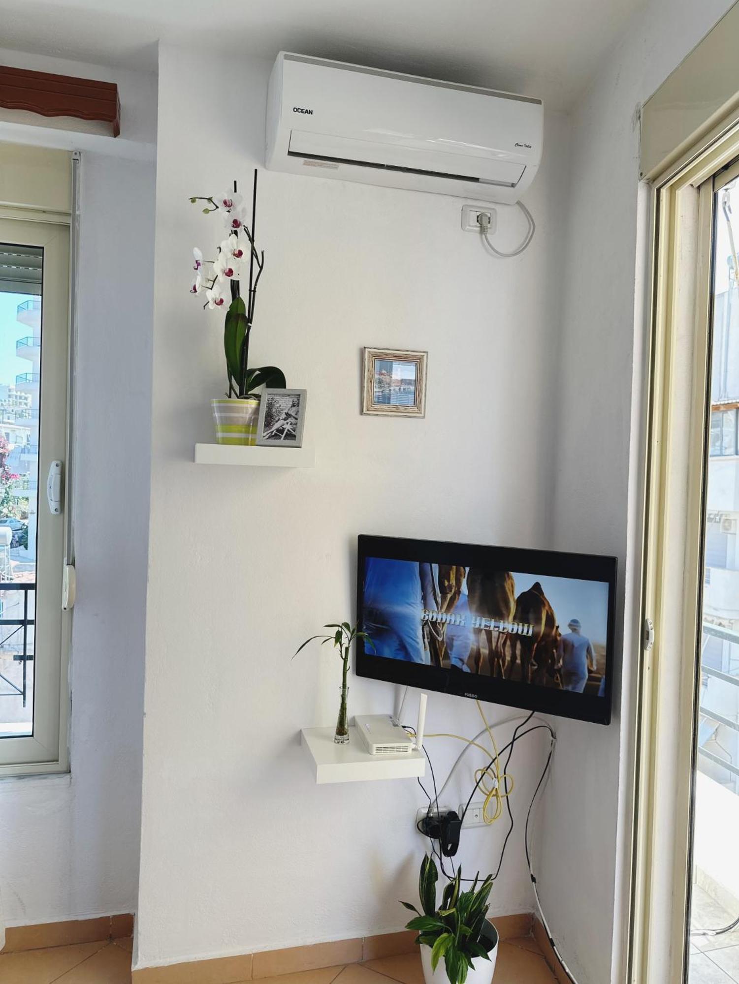 Kristi Apartment 2 Min To Sea Netflix & Espresso Station Sarandë Eksteriør billede